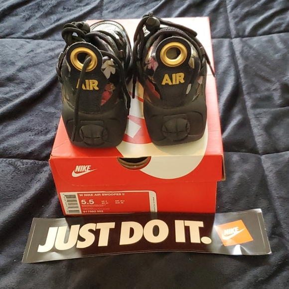 Women Nike Air Swoopes II - Picture 4 of 6